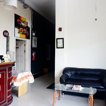 Olive Guest House Bumi Mas Raya Banjarmasin  Buitenkant foto