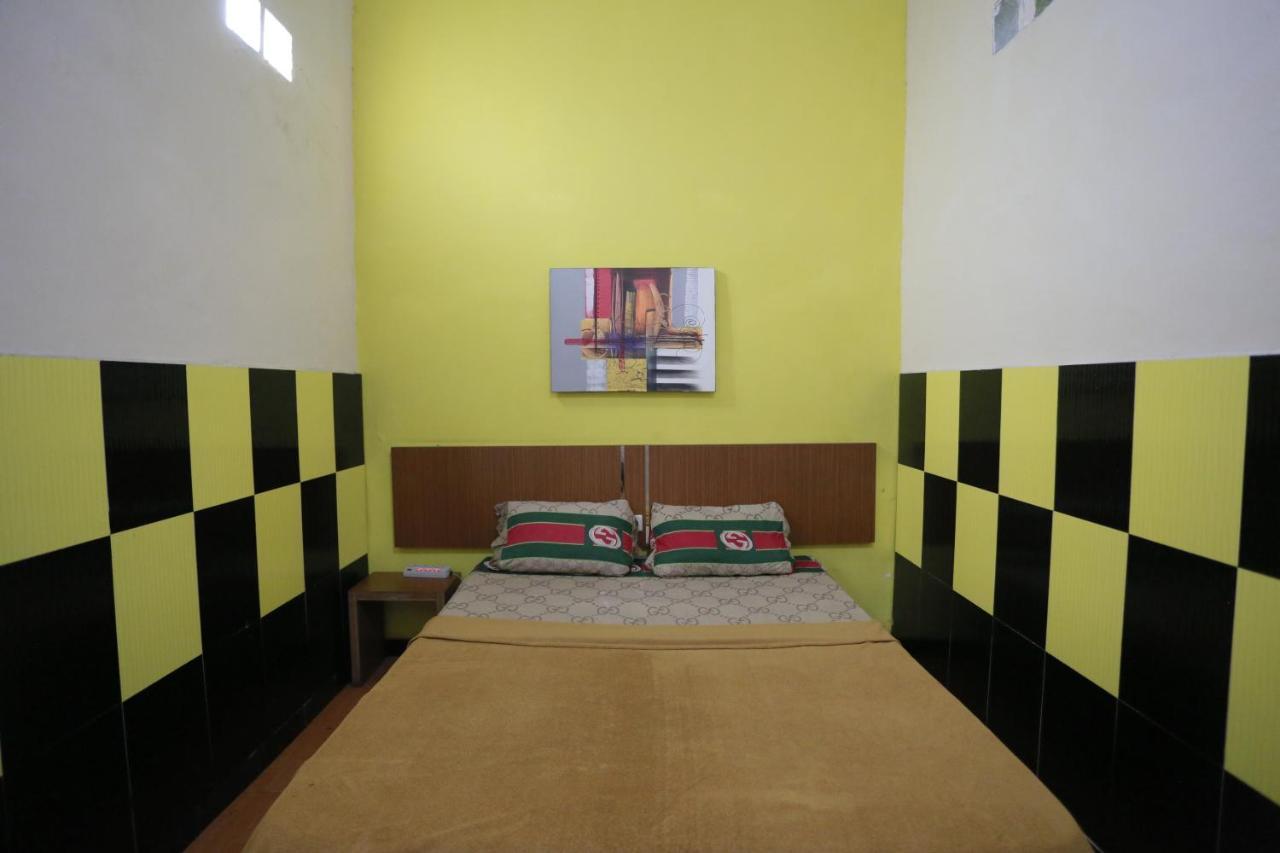 Olive Guest House Bumi Mas Raya Banjarmasin  Buitenkant foto