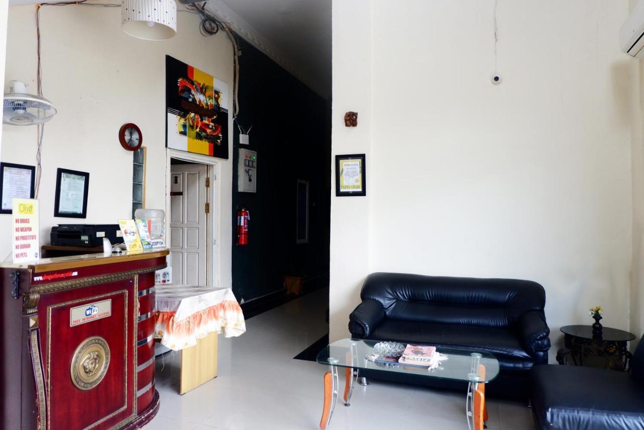 Olive Guest House Bumi Mas Raya Banjarmasin  Buitenkant foto
