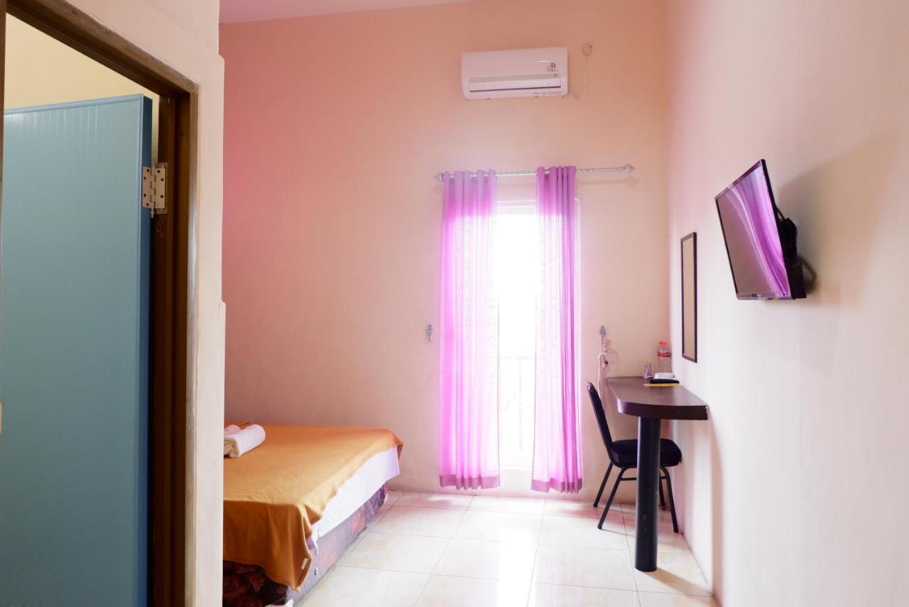Olive Guest House Bumi Mas Raya Banjarmasin  Buitenkant foto