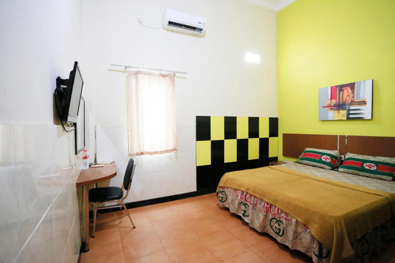 Olive Guest House Bumi Mas Raya Banjarmasin  Buitenkant foto
